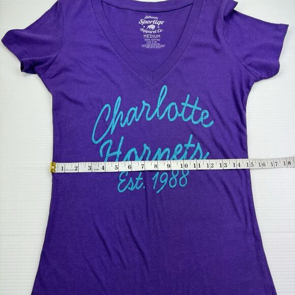 Charlotte Hornets Shirt NBA Size Medium Short Sleeve Purple V Neck Cursive Font - Picture 6 of 7